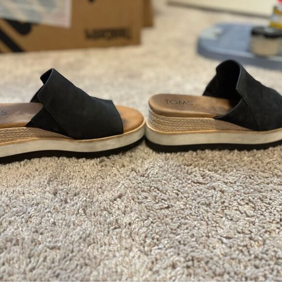 TOMS Women's Black Suede Mules - Picture 2 of 4